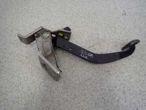 KIA VENGA 09- PEDAŁ HAMULCA 1/7 MINIATURA