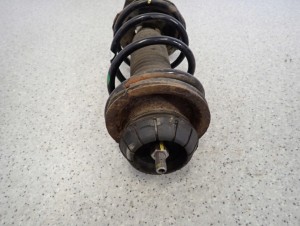 SUZUKI NISSAN PIXO ALTO 09- AMORTYZATOR MCPHERSON PRZEDNI PRAWY 4/6 MINIATURA