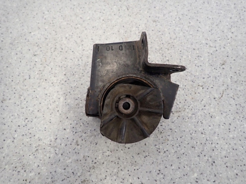 SUZUKI ALTO 1.0i 09 - PODUSZKA SILNIKA PRAWA 5/6