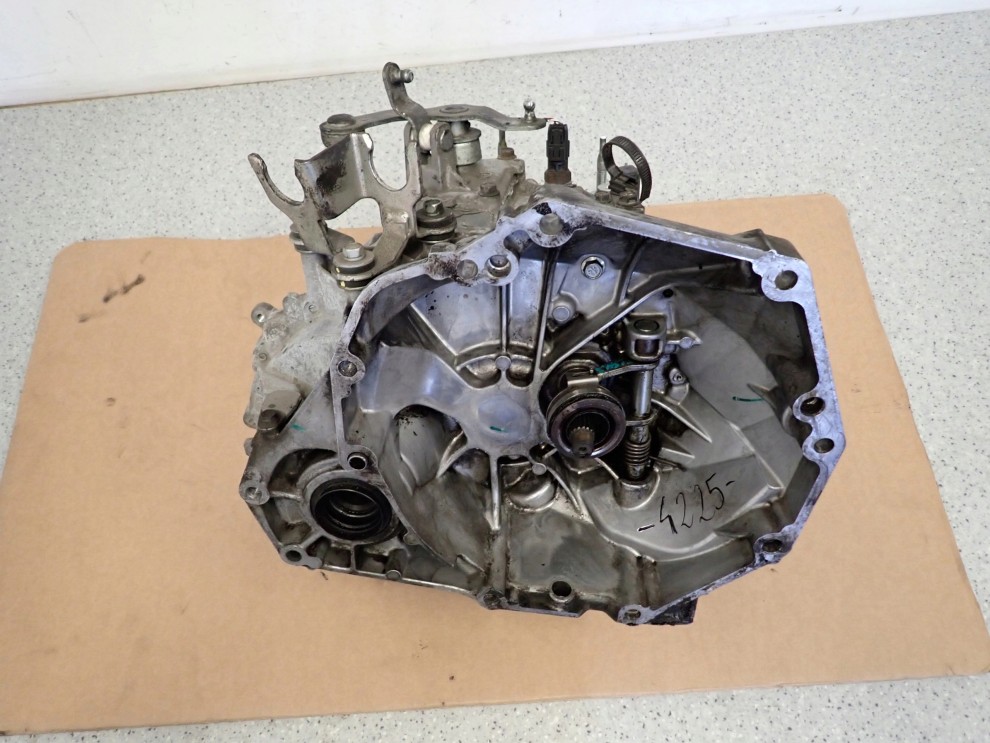 SUZUKI CELERIO 1.0i 14-19 SKRZYNIA BIEGÓW MANUALNA 2/6