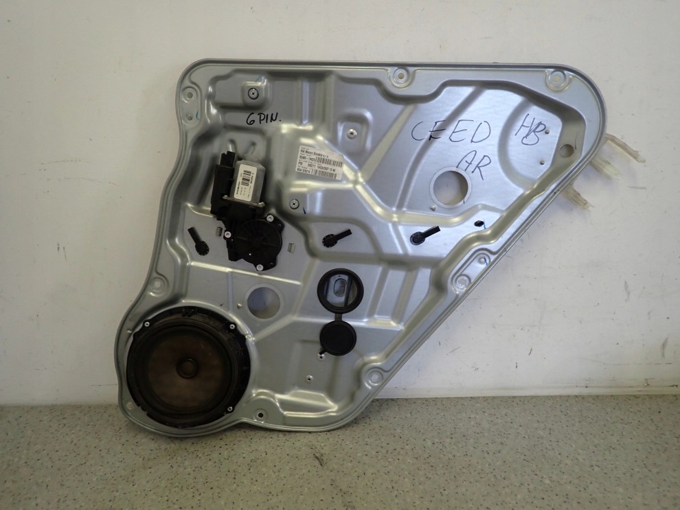 KIA CEED HATCHBACK 06- PODNOŚNIK SZYBY TYLNY PRAWY 6PIN 1/5