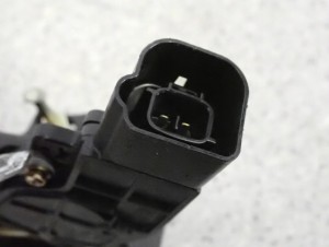 TOYOTA COROLLA E12 HB JP 02- ZAMEK DRZWI TYLNY LEWY 5/5 MINIATURA