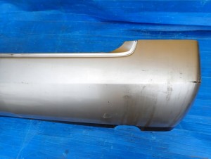 NISSAN PRIMERA P12 4D SEDAN 02-07 ZDERZAK TYLNY KY0 8/15 MINIATURA