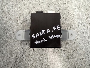 HYUNDAI SANTA FE 01- STEROWNIK WYCIERACZEK 98750-26000 1/4 MINIATURA