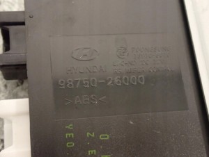 HYUNDAI SANTA FE 01- STEROWNIK WYCIERACZEK 98750-26000 4/4 MINIATURA