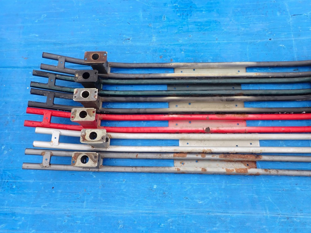 SUZUKI SWIFT 04-09 BELKA ZDERZAKA TYLNEGO 6/7