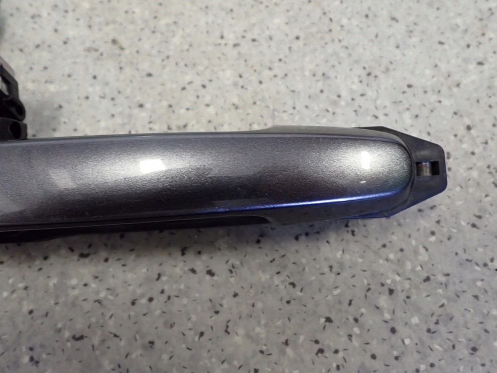 TOYOTA AURIS 06- KLAMKA ZEWNĘTRZNA TYLNA PRAWA 1G3 4/6