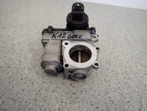 NISSAN MICRA K12 1.2 BENZYNA 02-10 PRZEPUSTNICA POWIETRZA 5/9 MINIATURA