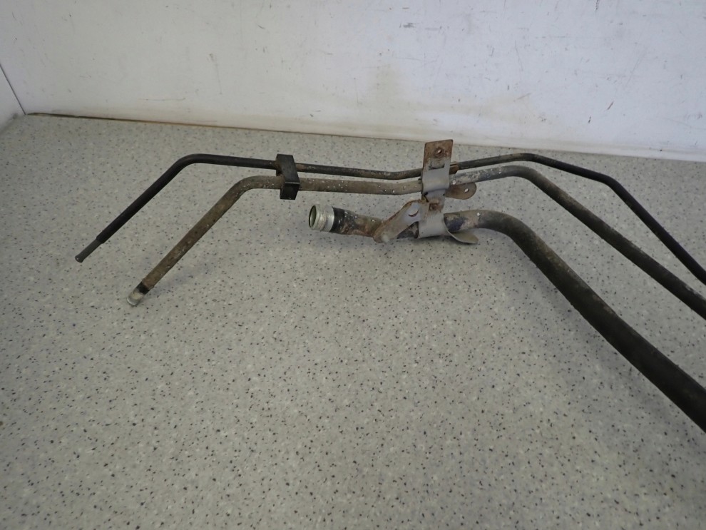 TOYOTA PRIUS 03-09 1.5 HYBRYDA RURA WLEWU PALIWA 6/7