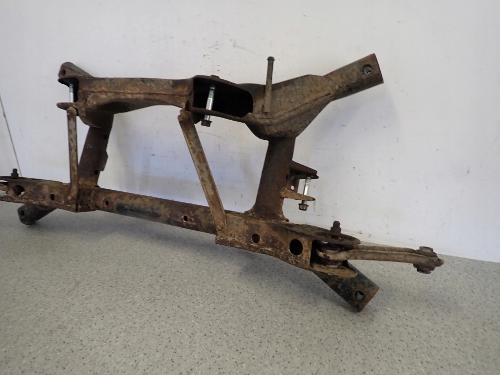 MITSUBISHI LANCER SEDAN VIII 08- BELKA ZAWIESZENIA TYŁ TYLNA 3/12