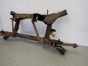 MITSUBISHI LANCER SEDAN VIII 08- BELKA ZAWIESZENIA TYŁ TYLNA 3/12 MINIATURA