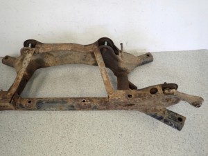 MITSUBISHI LANCER SEDAN VIII 08- BELKA ZAWIESZENIA TYŁ TYLNA 12/12 MINIATURA