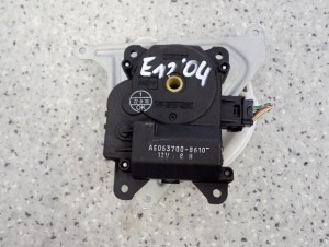 TOYOTA COROLLA E12 02-07 SILNICZEK NAGRZEWNICY 1/3 MINIATURA