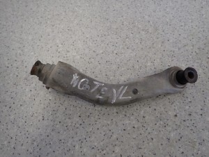 NISSAN NOTE E11 06-11 WSPORNIK SANEK BELKI ZAWIESZENIA PRZEDNI LEWY 1/3 MINIATURA