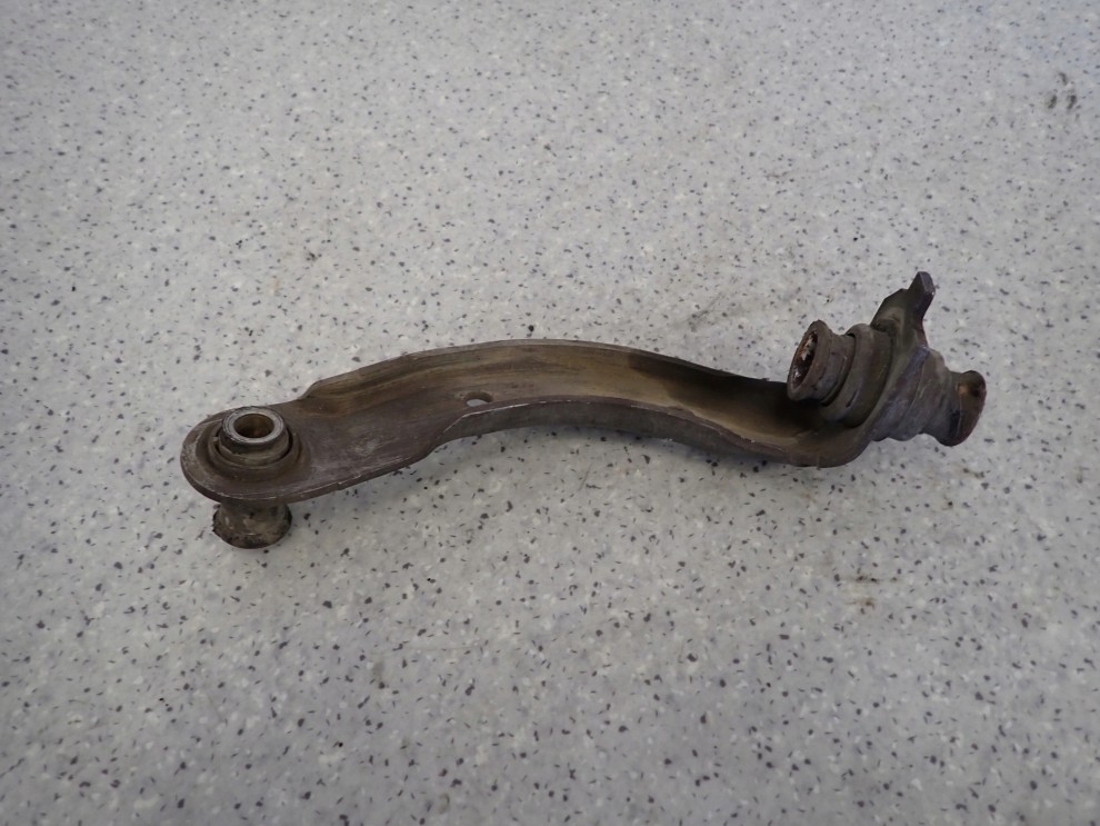 NISSAN NOTE E11 06-11 WSPORNIK SANEK BELKI ZAWIESZENIA PRZEDNI PRAWY 3/3