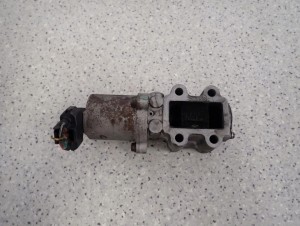 TOYOTA COROLLA VERSO 2.2 D4D 04-09 ZAWÓR EGR 2/5 MINIATURA