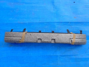 HYUNDAI MATRIX 06-10 BELKA ZDERZAKA PRZEDNIEGO ABSORBER 1/4 MINIATURA