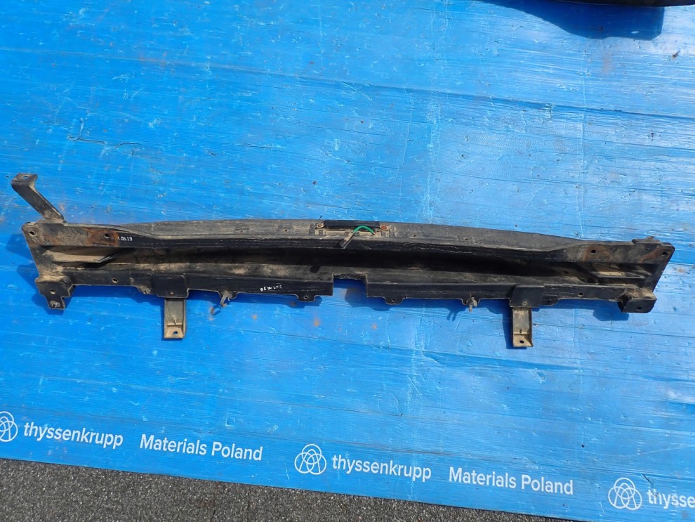 HYUNDAI i40 KOMBI 11-18 BELKA ZDERZAKA TYLNEGO 5/7