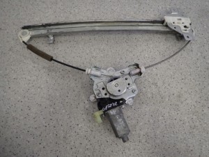 HYUNDAI GETZ 02- 10 PODNOSNIK SZYBY PRZÓD LEWY 3/4 MINIATURA