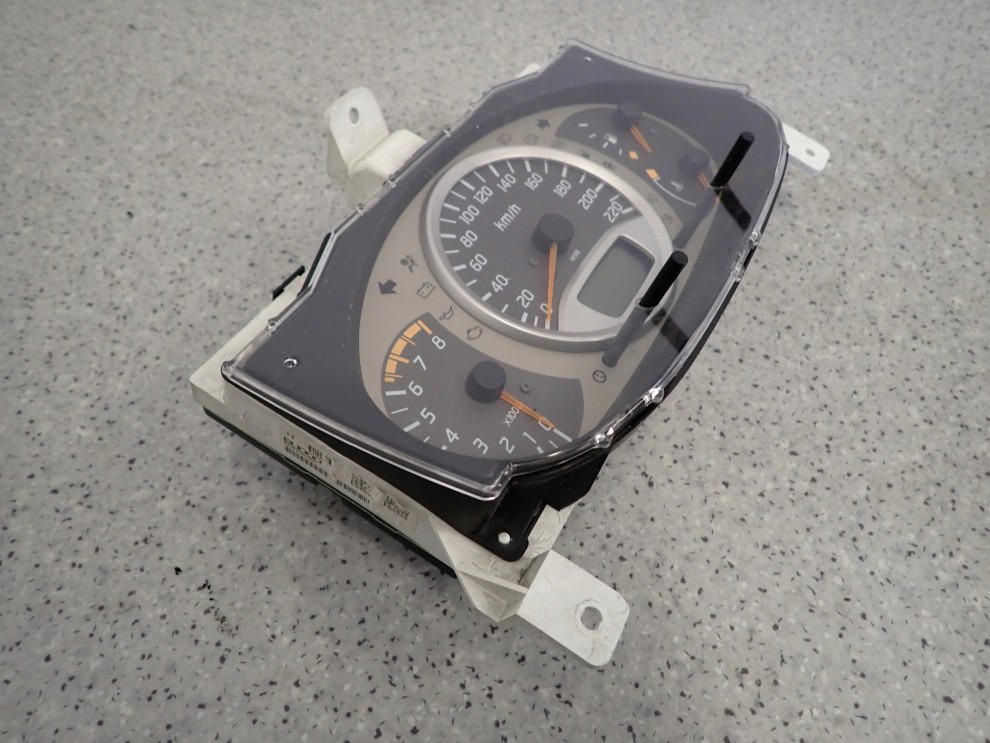 NISSAN ALMERA TINO 1.8 BENZYNA 00-06 ZEGARY ZESTAW WSKAŻNIKÓW BU000 2/8