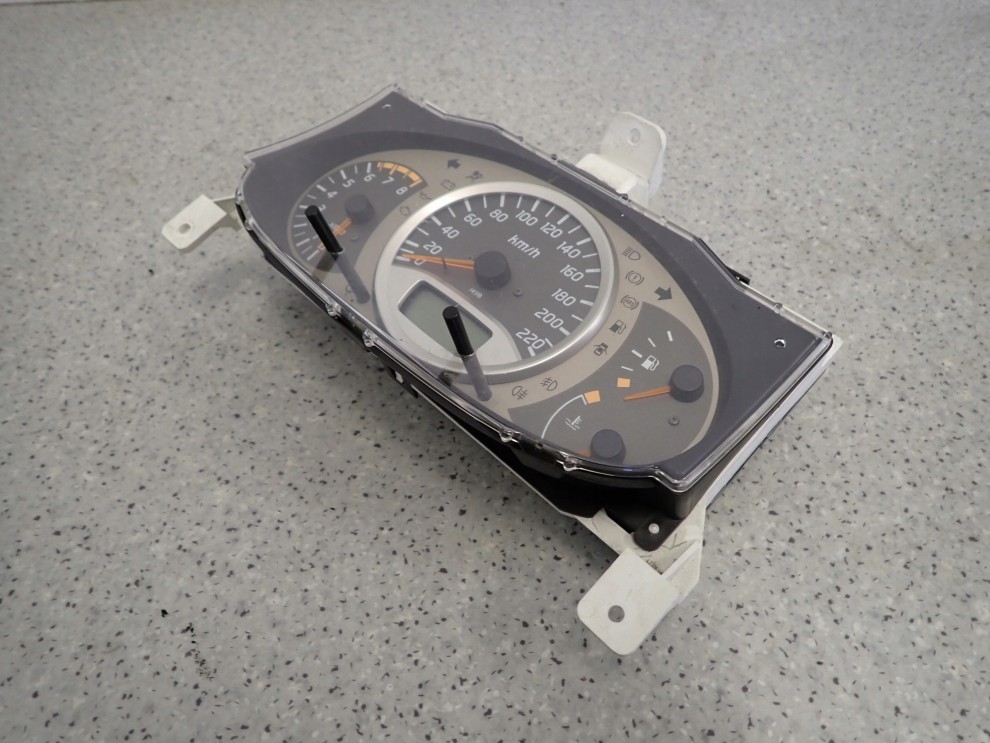 NISSAN ALMERA TINO 1.8 BENZYNA 00-06 ZEGARY ZESTAW WSKAŻNIKÓW BU000 3/8