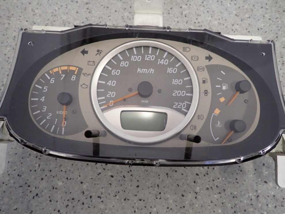 NISSAN ALMERA TINO 1.8 BENZYNA 00-06 ZEGARY ZESTAW WSKAŻNIKÓW BU000 4/8