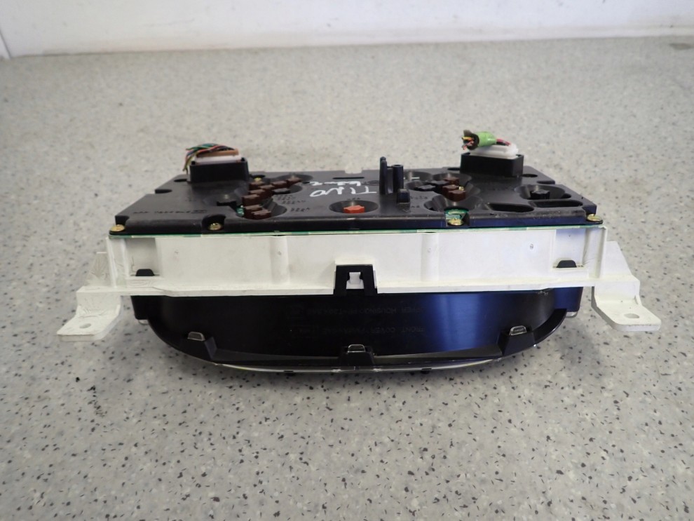 NISSAN ALMERA TINO 1.8 BENZYNA 00-06 ZEGARY ZESTAW WSKAŻNIKÓW BU000 7/8