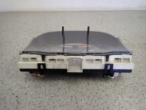 NISSAN ALMERA TINO 1.8 BENZYNA 00-06 ZEGARY ZESTAW WSKAŻNIKÓW BU000 5/8 MINIATURA