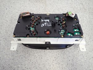 NISSAN ALMERA TINO 1.8 BENZYNA 00-06 ZEGARY ZESTAW WSKAŻNIKÓW BU000 6/8 MINIATURA