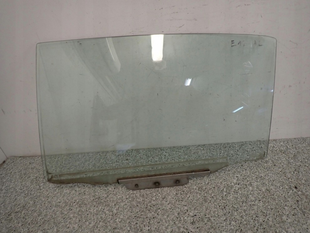 TOYOTA COROLLA E12 HB 02-07 SZYBA TYLNA LEWA 3/4