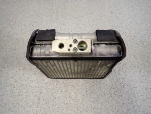 NISSAN ALMERA N16 00-06 PAROWNIK KLIMATYZACJI 3/5 MINIATURA