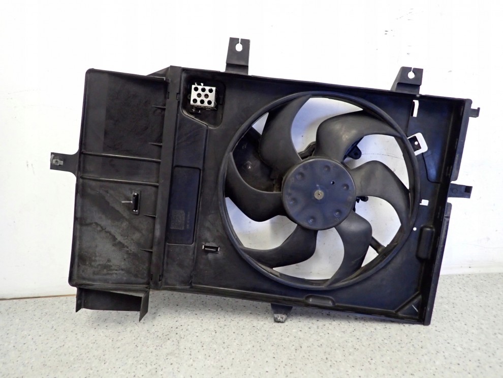 NISSAN NOTE E11 1.4i 06-12 WENTYLATOR CHŁODNICY WODY I KLIMY 1/5