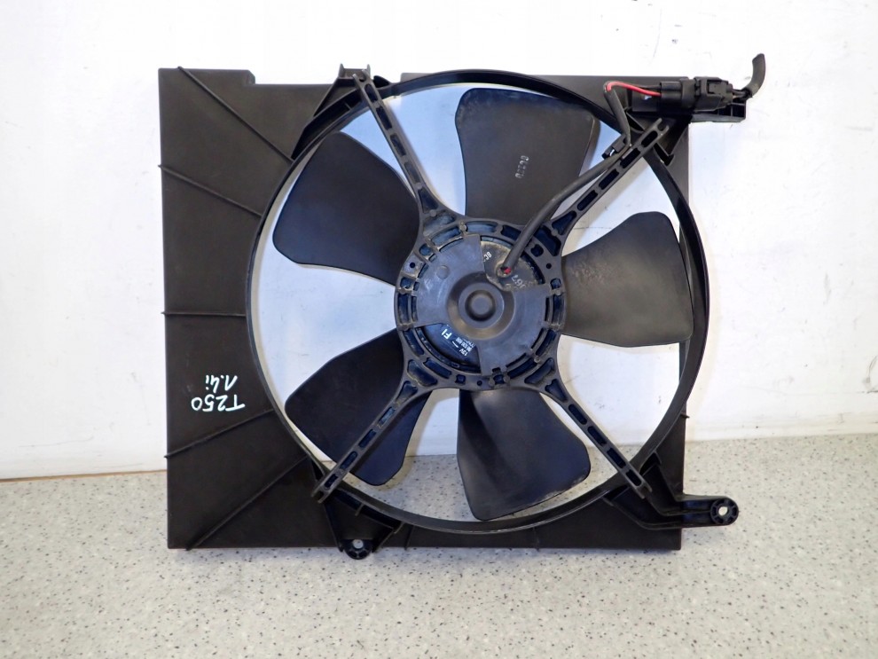 CHEVROLET AVEO T250 1.4i 07- WENTYLATOR CHŁODNICY 3/5