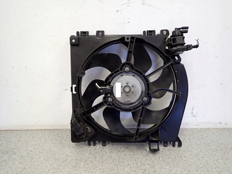 NISSAN NOTE 06-12 E11 1.5 DCI WENTYLATOR CHŁODNICY 3/3