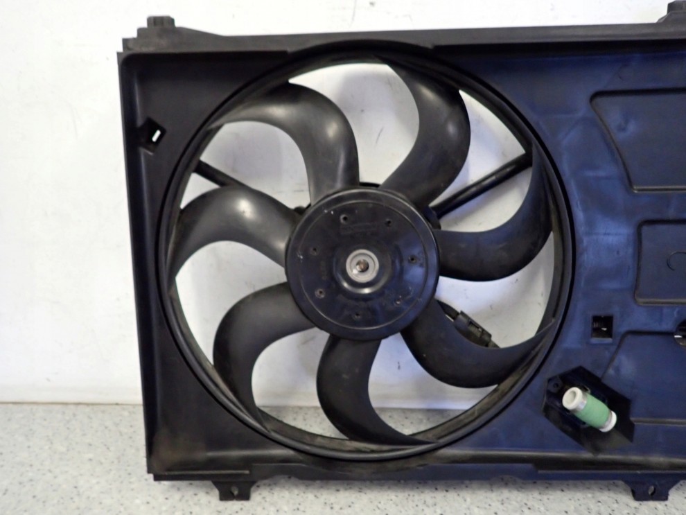 KIA RIO II 1.5 CRDI 05-10 WENTYLATOR CHŁODNICY 2/3