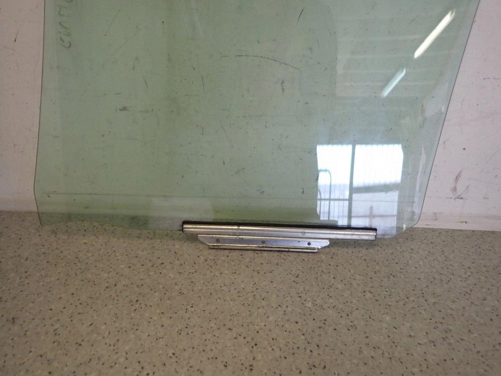 TOYOTA RAV4 RAV 4 II 5D 00-05 SZYBA TYLNA PRAWA 4/4