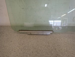 TOYOTA RAV4 RAV 4 II 5D 00-05 SZYBA TYLNA PRAWA 2/4 MINIATURA