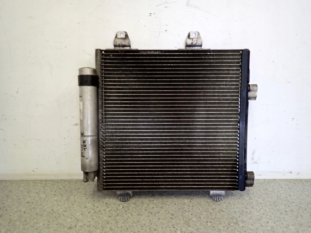 TOYOTA AYGO 1.0 BENZ 06-12 CHŁODNICA KLIMATYZACJI 1/5