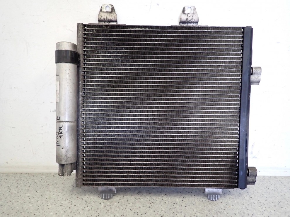 TOYOTA AYGO 1.0 BENZ 06-12 CHŁODNICA KLIMATYZACJI 2/5