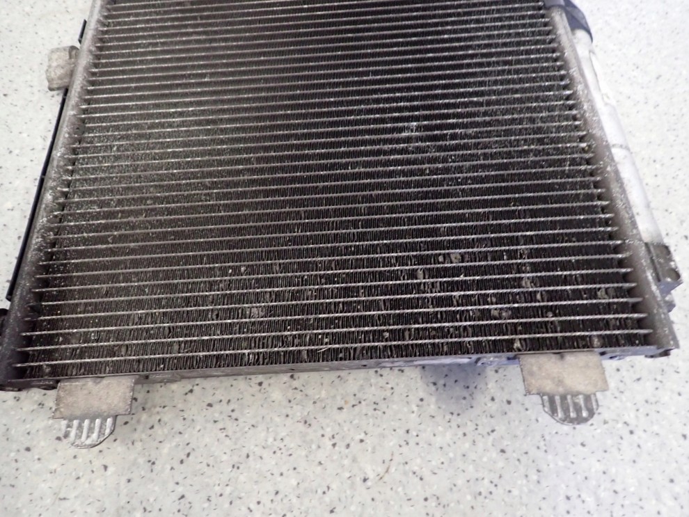 TOYOTA AYGO 1.0 BENZ 06-12 CHŁODNICA KLIMATYZACJI 4/5