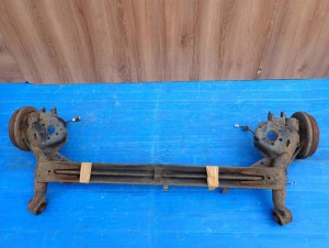 KIA RIO II 05- 11 BELKA ZAWIESZENIA TYŁ BĘBNY 4/7 MINIATURA