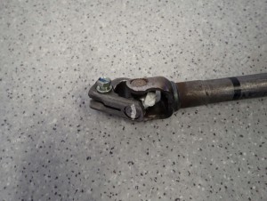 NISSAN NOTE E11 06- KRZYŻAK KIEROWNICZY KOLUMNY 3/5 MINIATURA