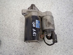 HYUNDAI i30 BENZYNA 07-12 ROZRUSZNIK SILNIKA 3/5 MINIATURA