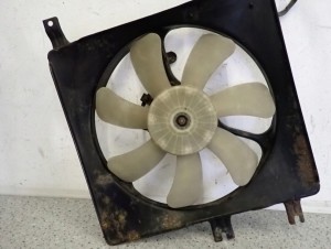 SUZUKI ALTO 1.0i 02-08 WENTYLATOR CHŁODNICY 2/4 MINIATURA