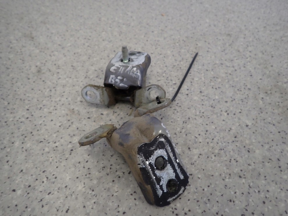 NISSAN NOTE E11 06-12 ZAWIASY DRZWI TYLNE PRAWE 3/5