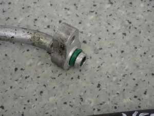 KIA VENGA 1.4 CRDI 09- PRZEWÓD KLIMATYZACJI 4/5 MINIATURA