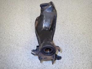 NISSAN PRIMERA P11 97-01 GOLEŃ WAHACZA ZWROTNICY PRZÓD LEWY KIELICH 2/4 MINIATURA