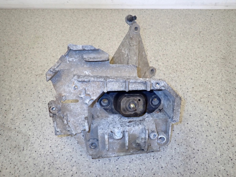 NISSAN MICRA K12 1.2i MANUAL 02- ŁAPA SKRZYNI BIEGÓW PODUSZKA 4/4