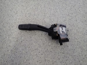 KIA CARENS III 06-11 PRZEŁĄCZNIK WYCIERACZEK 7/7 MINIATURA