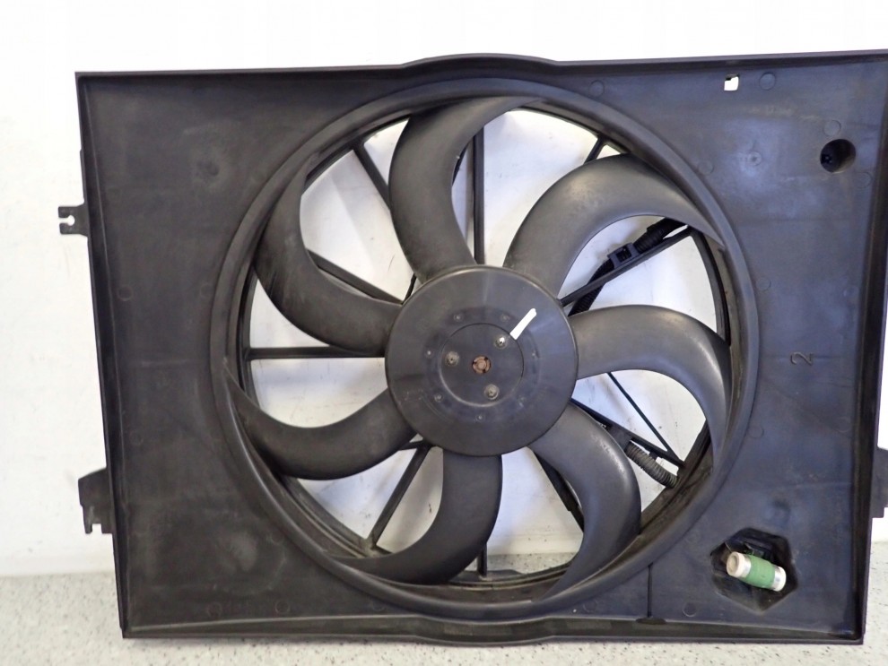 KIA SPORTAGE II 2.0 CRDI 04-10 WENTYLATOR CHŁODNICY 2/6